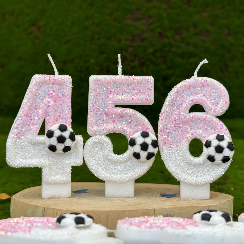 Pembe Beyaz Pullu Spor Futbol  - Candle For Supplies incelemesi ve fiyatı